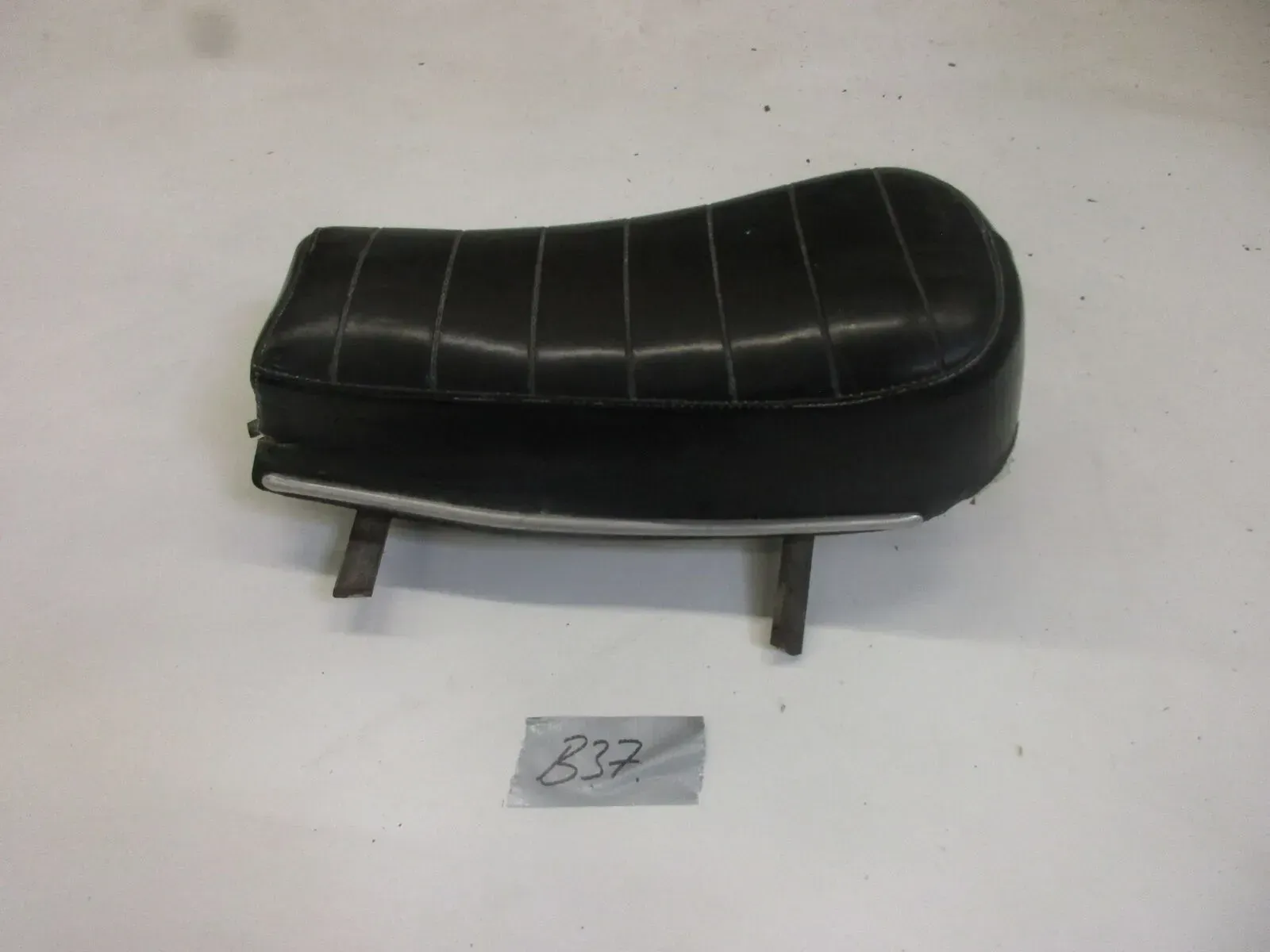 Sitzbank Sitzkissen B37 BMW Zündapp Kreidler Hercules Sitzpolster Sitz seat - Bild 1