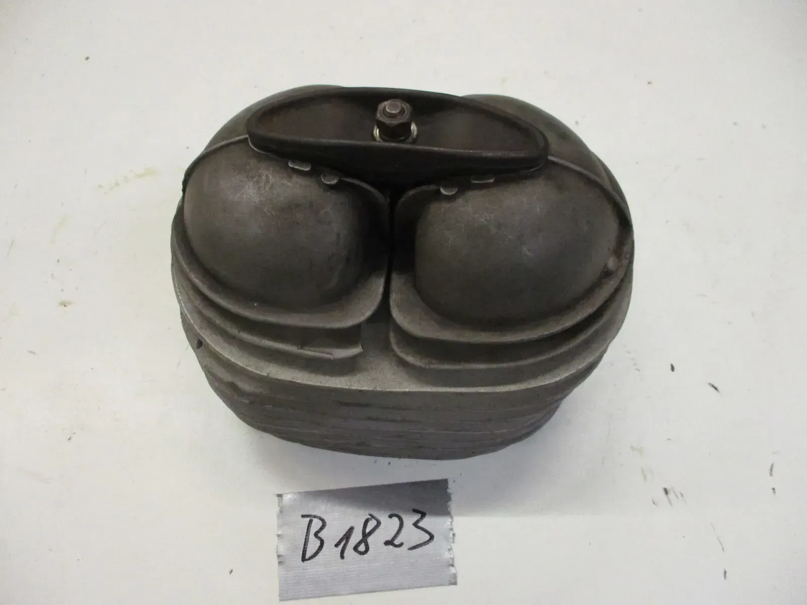 Zylinderkopf mit Kipphebel B1824 BMW R26 Zylinder und Deckel Motor cylinder head - Bild 1