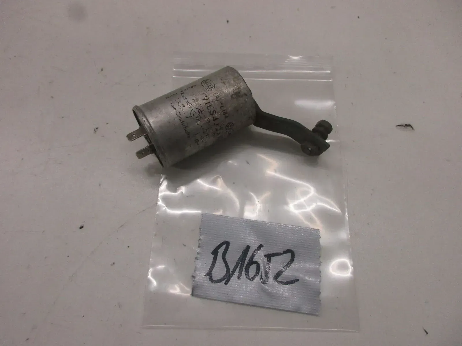 Relais Zündung B1652 VW Porsche 91ES4J2x18 W Zündschalter 6V Zündrelais - Bild 1