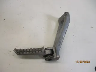 Fußraste 35011-1554 hinten 1. Kawasaki ZX-R 750 J ZX750J ZXR links Fußrastenbrüc - Bild 1
