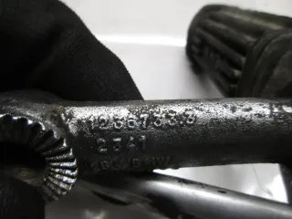 N238 BMW R100 S Fußraste vorne links Schalthebel Fussraste 12367333 - Bild 7