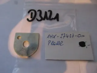 D3121 Yamaha XJR 1200 Adapter Fußraste hinten 1HX-27437-00 Sicherung - Bild 1