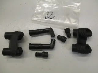 3. Honda GL 1100 SC02 Goldwing Zündkerzenstecker mit #2 Abdeckung Dichtung Gummi - Bild 3
