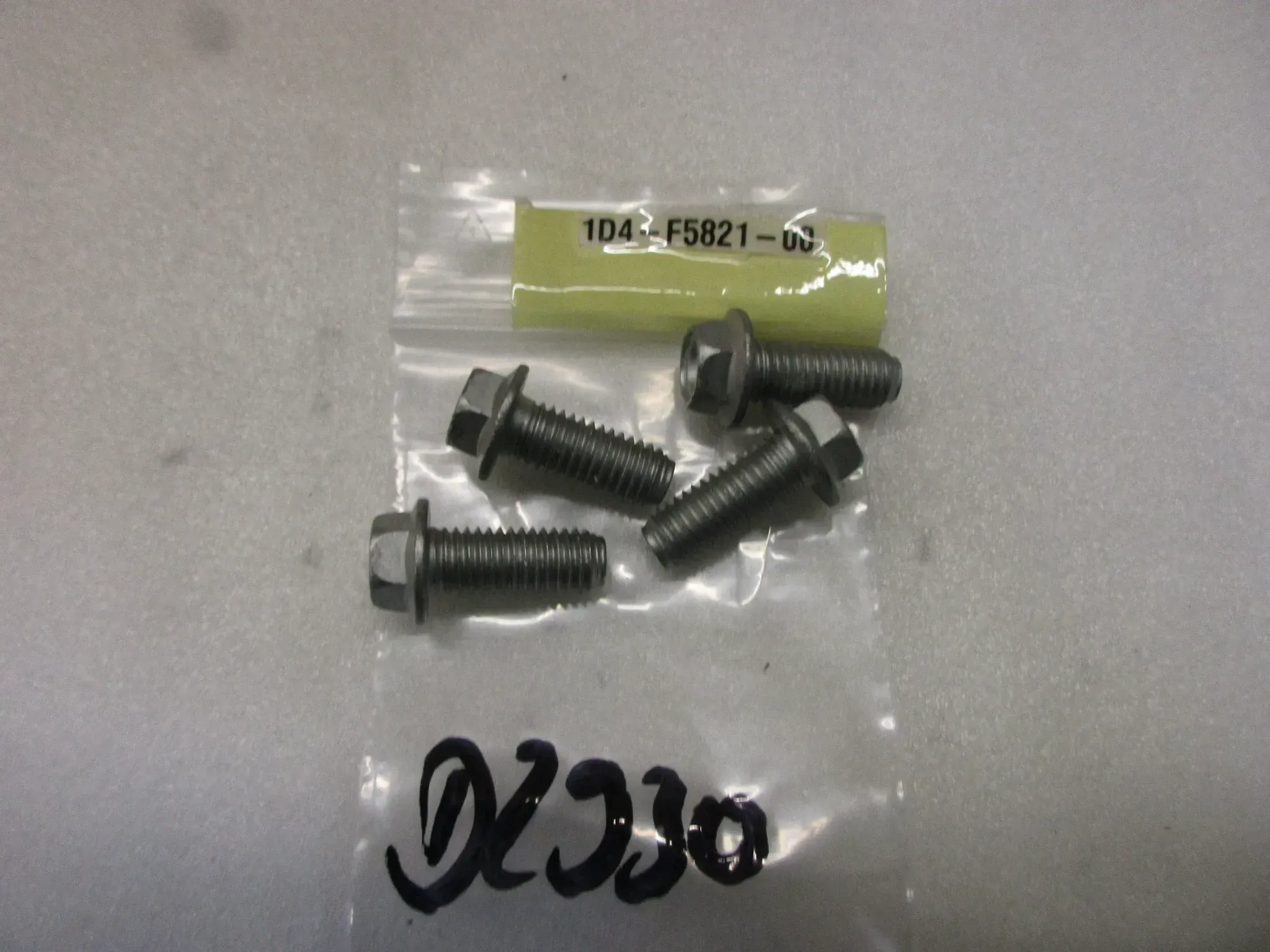 D2930 Yamaha DT 50 R Schrauben Bremsscheibe 1D4-F5821-00 Bremse - Bild 1