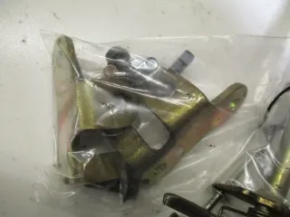 2. Yamaha TDR 125 5AN Bj97 Sitzbankverriegelung Entriegelung - Bild 2