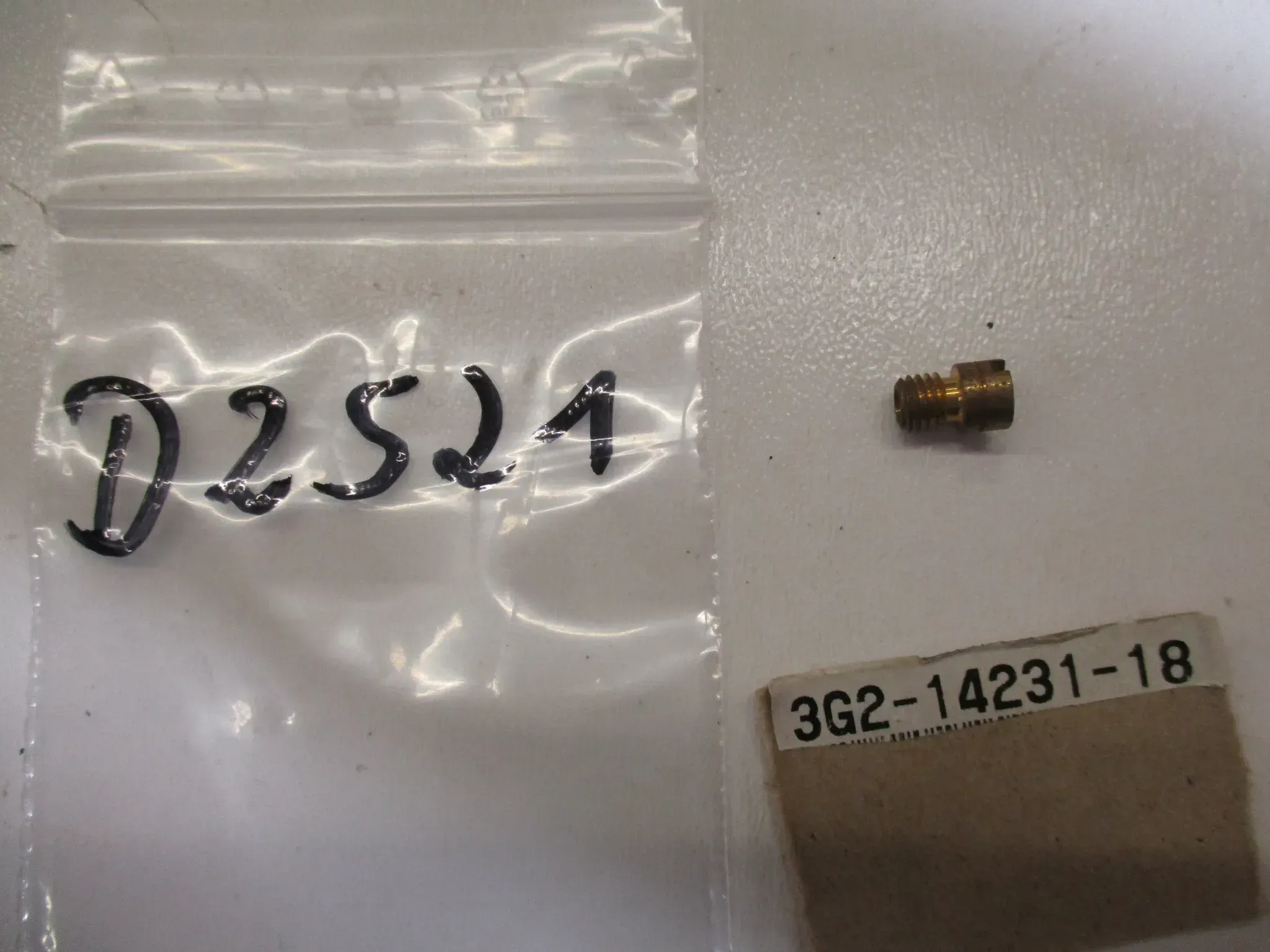 D2521 Yamaha XS 250 Hauptdüse ET 2G5-14231-18 Vergaser Düse main jet - Bild 1