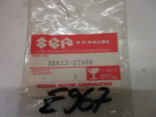E967. Suzuki GSF 600 S Bandit Blinkerdichtung Dichtung 35613-27A00 Blinker seal - Bild 3