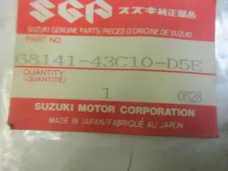 A365. Suzuki GSX 600 F Aufkleber Schriftzug Verkleidung Emblem 68141-43C10-D5E - Bild 3