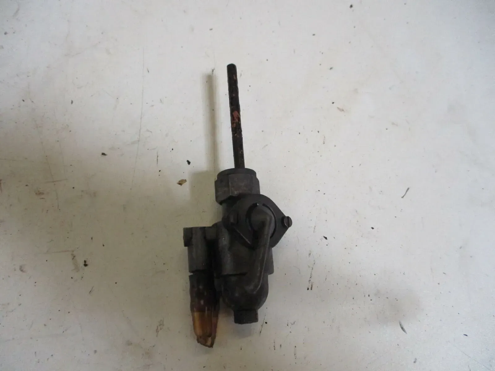 Honda CB 250 G CJ_T Bj.76 Benzinhahn Kraftstoffhahn Tank Benzintank fuel tap - Bild 1