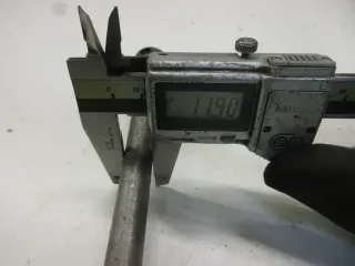H4. Honda XL 185 S Steckachse Achse 12 mm vorne Vorderrad Felge Schraube Bolzen - Bild 3