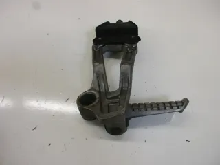 1. Kawasaki ZX-10 Tomcat ZXT 00 B Fußrastenhalter (1) hinten rechts mit Fußraste - Bild 4