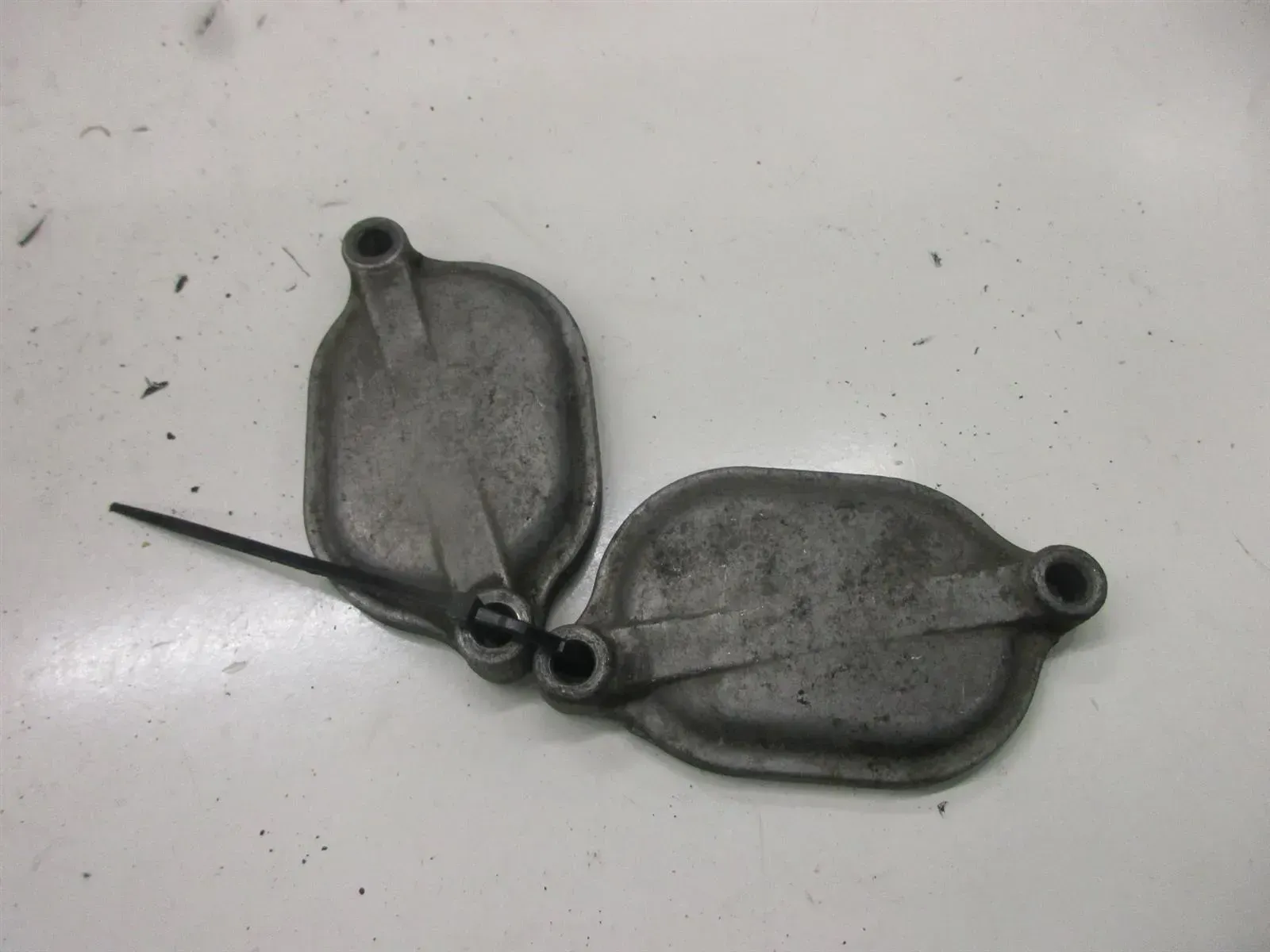 Suzuki DR 650 R SP 44 B Wartungsdeckel Motor Ventildeckel Motordeckel Zylinder - Bild 1