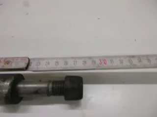 Suzuki GS 400 Bj.79 Steckachse hinten 17 mm Achse Hinterrad Felge axle Schraube - Bild 3