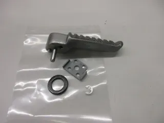 Fußraste hinten rechts Soziusraste Kawasaki Ninja 400 EX 400 G Fussraste - Bild 1