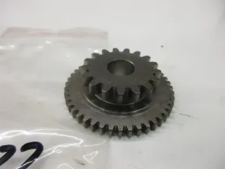 B222. Suzuki GN 125 DR 125 Zahnrad Antrieb Motor Getriebe sprocket 12611-05300 - Bild 2