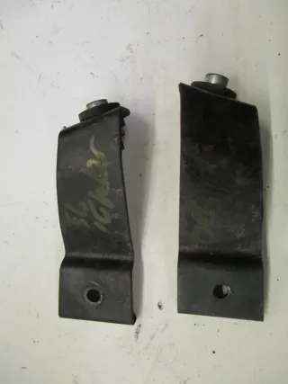 Halter Strebe Ölkühler 8. Suzuki GSX 600 F GN72B Befestigung Metallstrebe - Bild 3