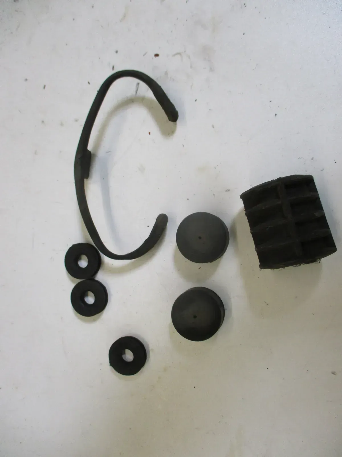 Vibrationsdämpfer Gummi Kawasaki Z 1000 MK2 KZT00A Gummidämpfer Tank Rahmen - Bild 1
