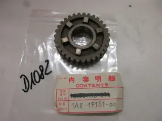 Zahnrad 1A8-17151-00 D1082. Yamaha XS 500 Getriebe 5. Ritzel Getriebezahnrad - Bild 3