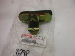 Halter 5JW-2113R-10 D798. Yamaha FJR 1300 Verkleidung Abstandshalter Rahmen - Bild 4