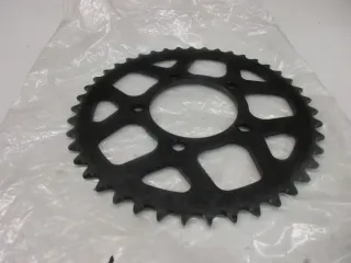 W1486. Suzuki GSX_R 600_750_1000 Zahnrad Antriebsrad Kettenrad hinten Felge Z 43 - Bild 2