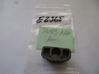 E2365 Suzuki DR 600 R_S Kappe 34189-14A10 Instrument Cockpit Stopfen - Bild 1