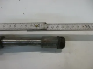 O. Suzuki GS 400 E Bj.80 Steckachse vorne Achse Vorderrad Felge axle wheel - Bild 2