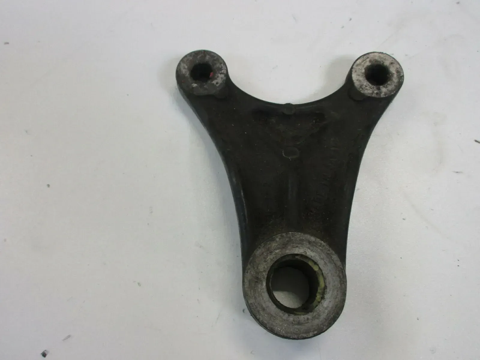 O. Suzuki GS 550 M KATANA Bremssattelhalter hinten Ankerplatte Halter Bremszange - Bild 1