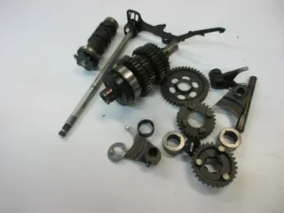 O3. Honda CB 400 N_T Getriebe (2) Getriebeteile Motor Antrieb Welle Schaltwalze - Bild 3
