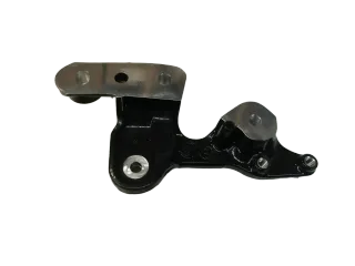 J541 Harley Davidson Low Rider Street Bob M8 Fußrastenhalter rechts Auspuffhalter rechts Fussraste - Bild 4