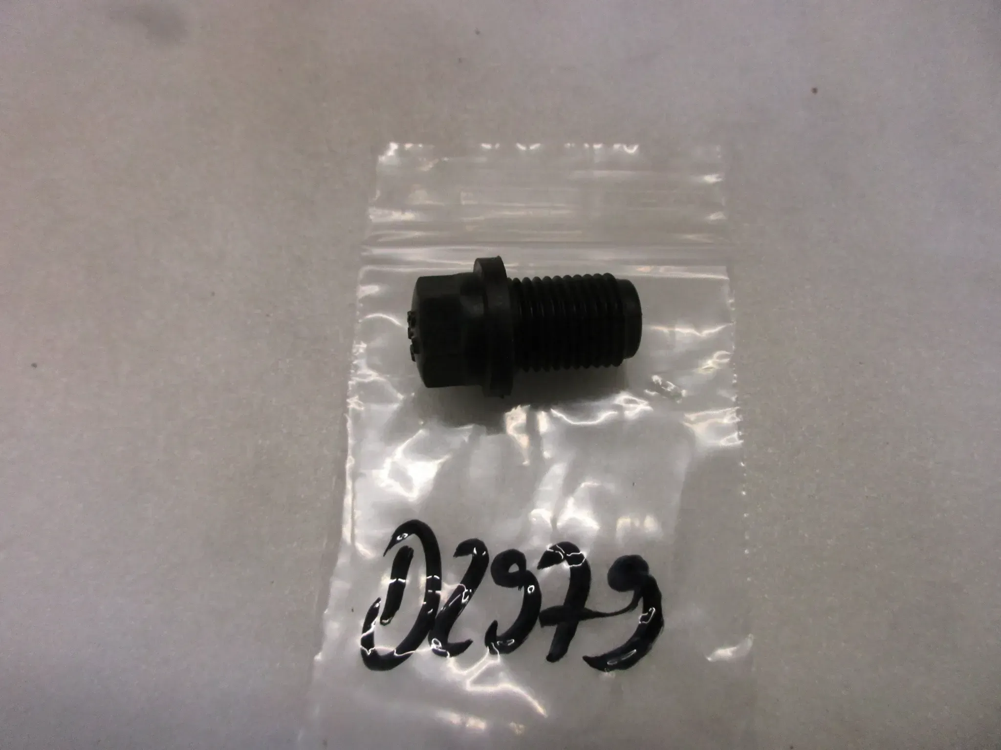 D2979 Yamaha RD XS XV FZR Schraube Stopfen 0,7 Verschluss Kappe Bolzen - Bild 1
