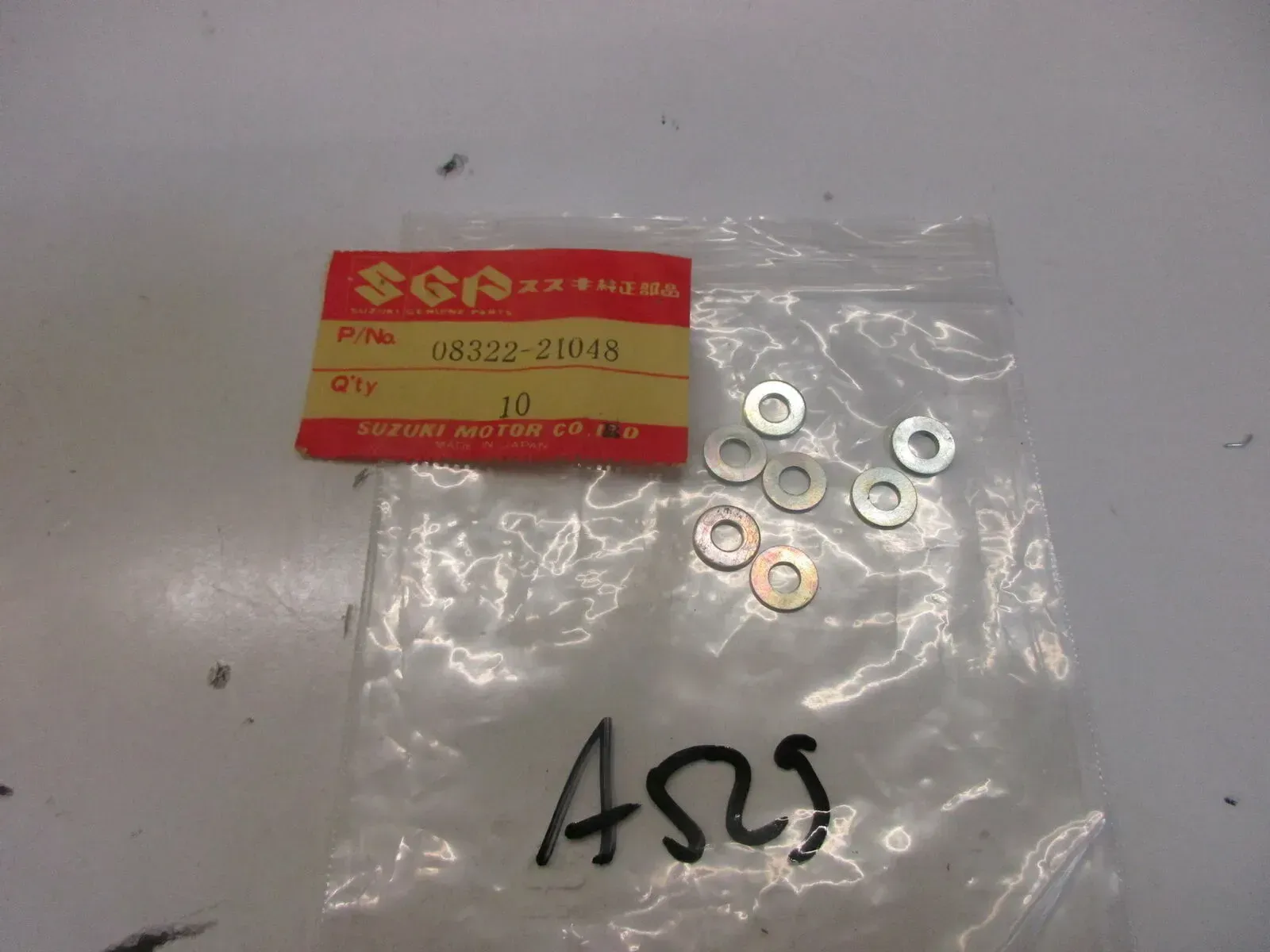 A529. Suzuki TS 50 TC 125 GP 125 Unterlegescheiben Rahmen Schraube 08322-21048 - Bild 1