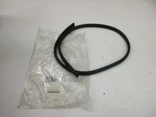 A186. Suzuki AN 650 Dichtung Gummiband Sitzbank Sitz Profil 45211-10G00 - Bild 1