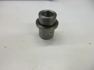 O3. Kawasaki GPZ 305 EX305A Hülse Buchse Lager Kettenradträger Bolzen - Bild 2