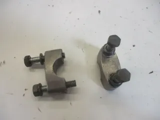 Kawasaki KLX 250 LX250B Lenkerklemme Lenkerhalter Halter Klemme Lenker - Bild 1
