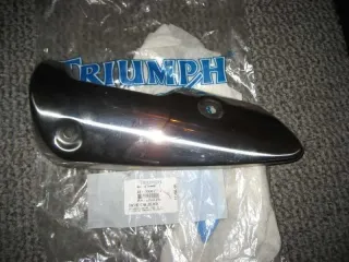 TRIUMPH SPEED TRIPLE 1050, AUSPUFFBLENDE, HITZESCHILD AUSPUFF VERKLEIDUNG LINKS - Bild 1