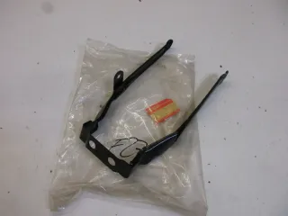 E27. Suzuki GS 750_1000 Fenderhalter Halter 63120-49000 Rahmen Fender hinten - Bild 4