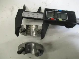 1. Honda XL 500 R PD02 Bj82 Lenkerklemme Klemme Niederhalter Lenker Halter Riser - Bild 3