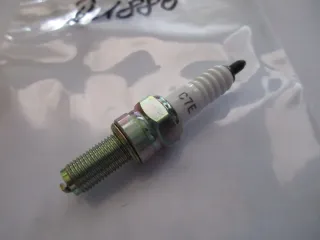 R1880 NGK C7E Benelli Husqvarna Zündkerze Motor 5096 Ø 14 mm - Bild 2