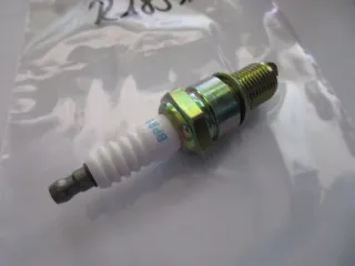R1851 NGK BPR9ES Zündkerzen 7788 Motor Ø 14 mm entstört - Bild 5