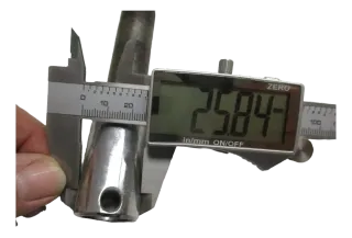 O. Yamaha XS 750 Typ 1 T 5 Steckachse hinten Achse Hinterrad Felge 20 mm - Bild 4