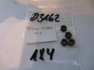 D3162 Yamaha RD 125 RD 50 Muttern Schraube 95306-04600 Nut Verkleidung - Bild 1