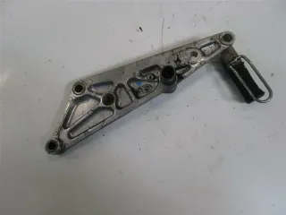 HONDA CB 650 RC03 FUßRASTENHALTER HINTEN RECHTS MIT FUSSRASTE FUßRASTENBRÜCKE - Bild 3