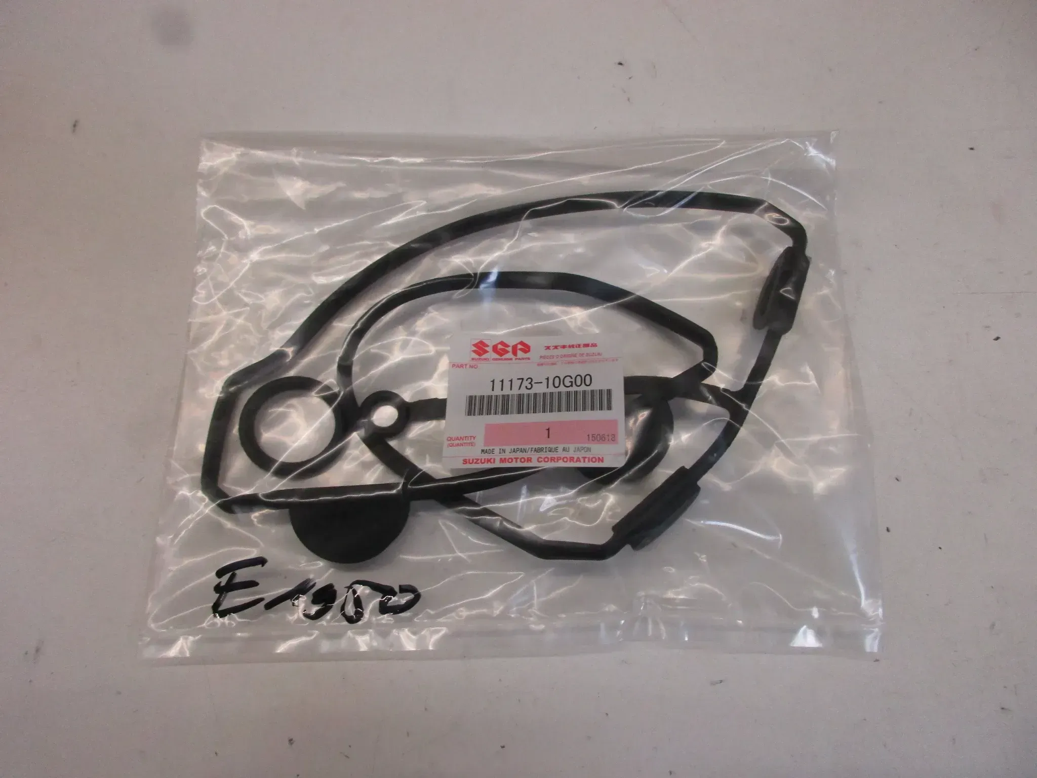 E1950. Suzuki AN 650 A Burgman Motordichtung 11173-10G00 Ventildeckel Motor seal - Bild 1