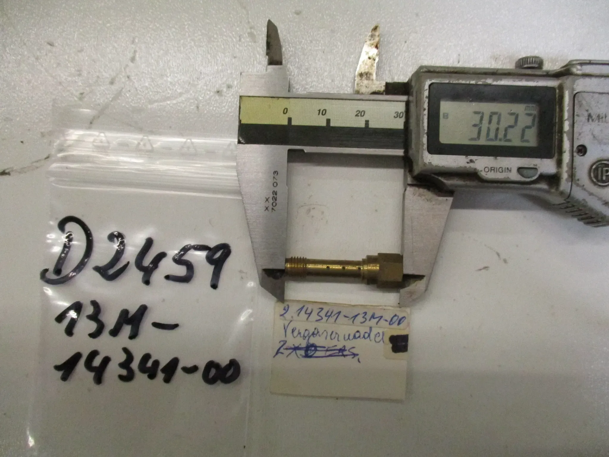 D2459 Yamaha DT 50 Bj. 86-87 Hauptzerstäuber ET 13M-14341-00 Hauptdüse Vergaser Düse - Bild 1