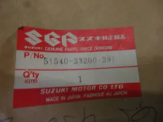 E1537. Suzuki GS 450 E Lampenhalter 51540-33200-291 vorne links Scheinwerferhalter - Bild 5