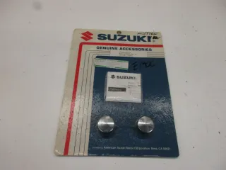 E1906. Suzuki VZ 800 Marauder Abdeckung Chromkappen 99950-70173 Steckachse Deckel Kappe Blende - Bild 1