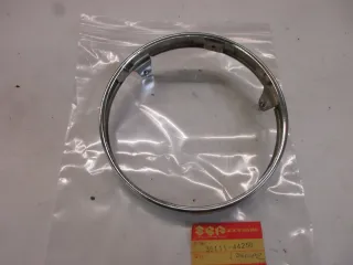 E1588. Suzuki GN 125 GS 450 Chromring Scheinwerfer 35111-34030 Zierring Gehäuse Blende - Bild 2