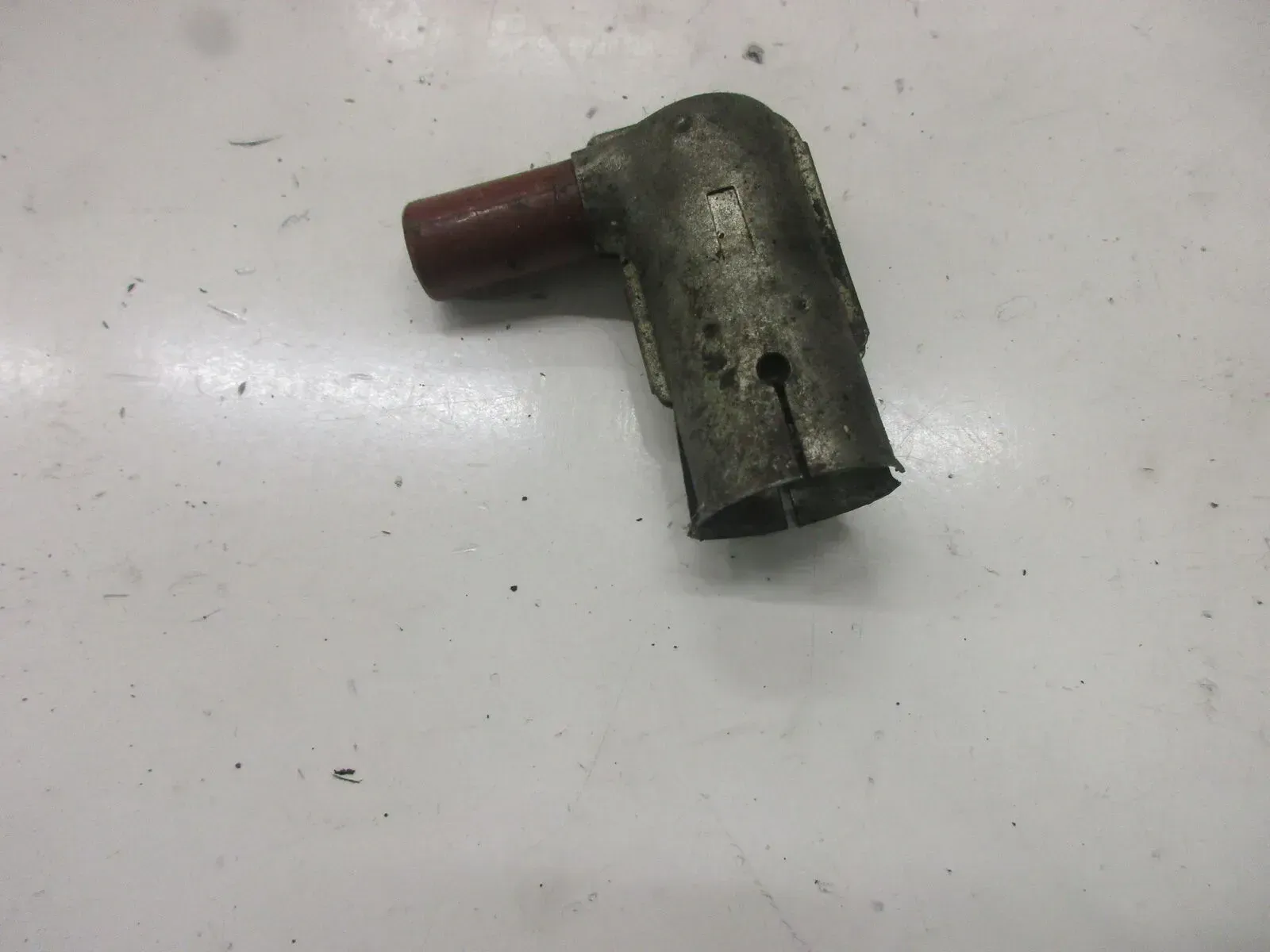 Suzuki GT 380 Bj. 1976 Zündspulenstecker Zündkerze Stecker Anschluß Zündfunke - Bild 1
