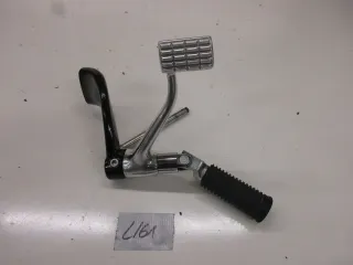 Fußrastenhalter Bremspedal L161. Harley Davidson XL 1200 C Fußraste vorne rechts - Bild 4