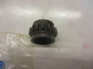 Zahnrad Ritzel 1. Honda CBR 600 RR PC 37 Kettenrad für Steuerkette Zylinderkopf - Bild 1